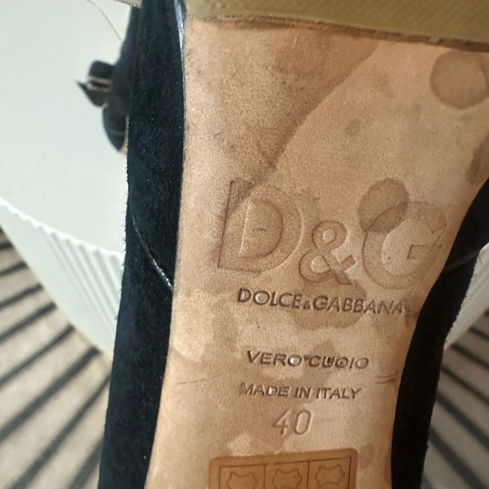 Dolce & Gabbana Black Leather Sole - Picture 4 of 4